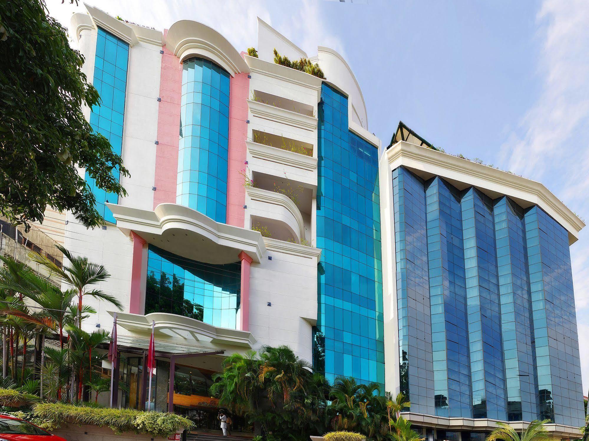 Residency Tower Hotel Thiruvananthapuram Exterior photo